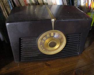 Vintage RCA Victor Radio