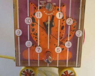 1960's GE Youth Circus Wagon Clock Radio