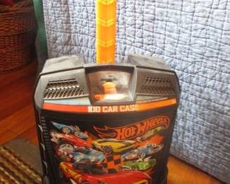 Hot Wheels "100 Car Case"