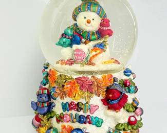 151 WinterWonderlandHappyHolidaysSnowGlobe