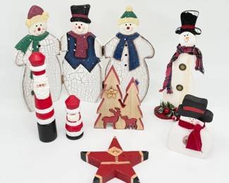 166 WoodenChristmasDecorativeFigurines