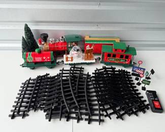 89 WirelessRemoteControlNorthPoleExpressTrainSet