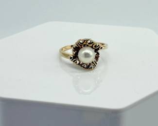 14 10KGoldPearlRingwSwirlLeafVineDesign26g