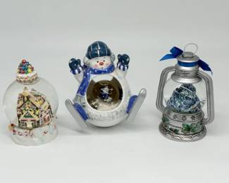 34 GingerbreadHouseSnowmanThePolarExpressSnowGlobes