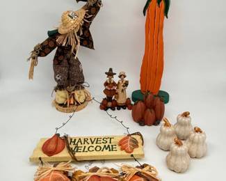 187 HarvestWelcomeSignScarecrowPilgrimsSquashFallDecor