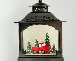 90 ValerieParrHillIlluminatedRedTruckLantern