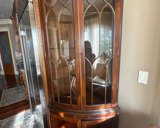Glass display cabinet