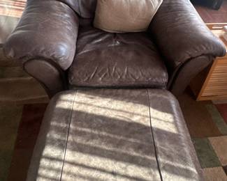 Leather oversize chair with ottoman