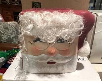 Holiday decor tissue holder