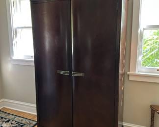 Bernhardt Paris Armoire