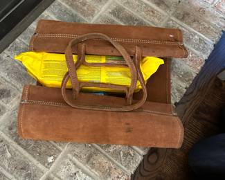 Log carrier