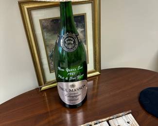 Champagne table lamp