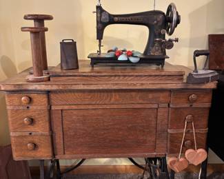 Franklin sewing machine