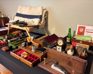 US Navy memorabilia, pocket knives, Duck folk art