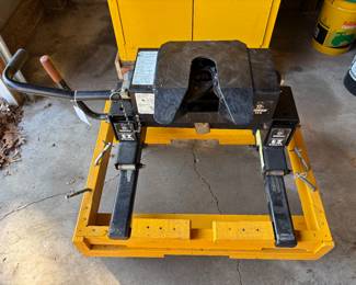 Tow hitch