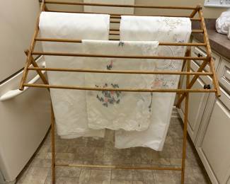 Beautiful Linen Tablecloths