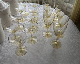 Beautiful Lemon Drinkware