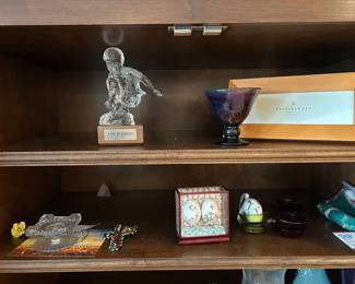 Decorative Figurines
