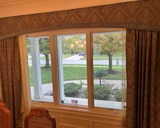 Window Coverings Drapes and Valances