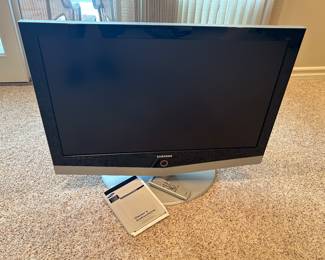 Flatscreen TV