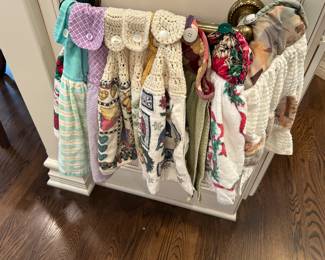 New Hanging Towels