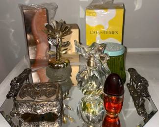 Vintage perfume tray with a variety of vintage perfumes