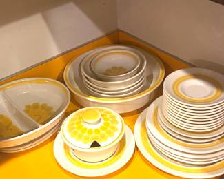 Franciscan Hacienda gold dishware