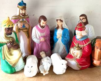 Vintage nativity blow mold set