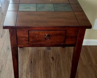 Sunny Designs Santa Fe end table in dark chocolate with natural slate inlay