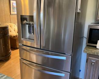 Whirlpool Stainless Steel 4 Door Refrigerator and Freezer