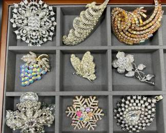Rhinestone Brooches Costume Jewelry