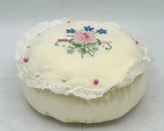 Vintage Sewing Pincushion