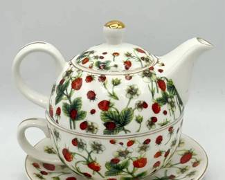 Grace Teaware Fine Porcelain Strawberry & Ladybug Tea-for-One Set