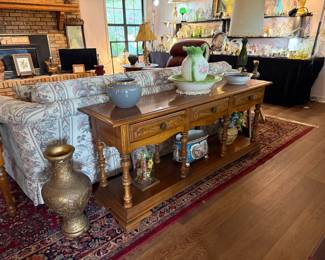 SOFA TABLE