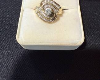 14K DIAMOND COCKTAIL RING