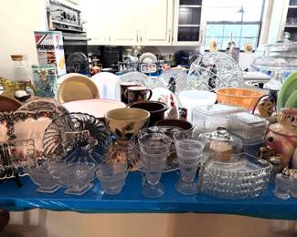 SERVING PIECES