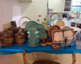 CANISTER SETS SERVING PIECES