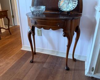 JOHNSON HANLEY JOHNSON LEATHER TOP GAME TABLE