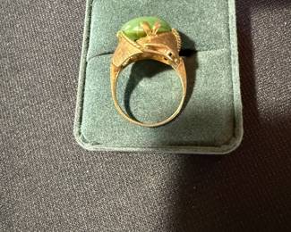 10K JADE RING