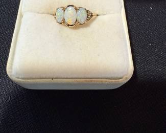 10K OPAL RING