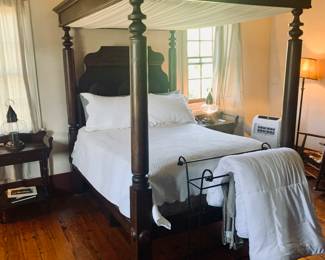 antique full size tester bed