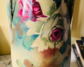 Stunning early 20th century hand painted porcelain vase