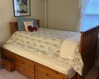 Vintage Trundle Bed