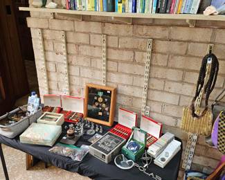 Miscellaneous items, US and foreign coins