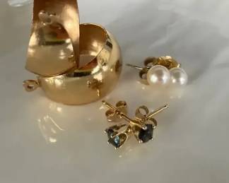 14K Yellow Gold Earring Set Green Tourmaline, Cultured Pearls Gold Jackets, 2.68g