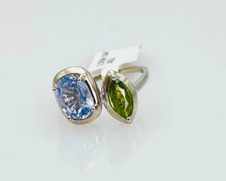 18K Gold Sapphire Ring