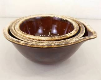 Set of 3 Hull Pottery Brown Drip Nesting Mixing Bowl Set
