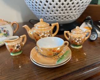 Japanese child’s tea set
