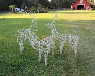 Metal reindeer