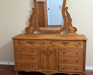 Oakwood Interiors Versailles Collection